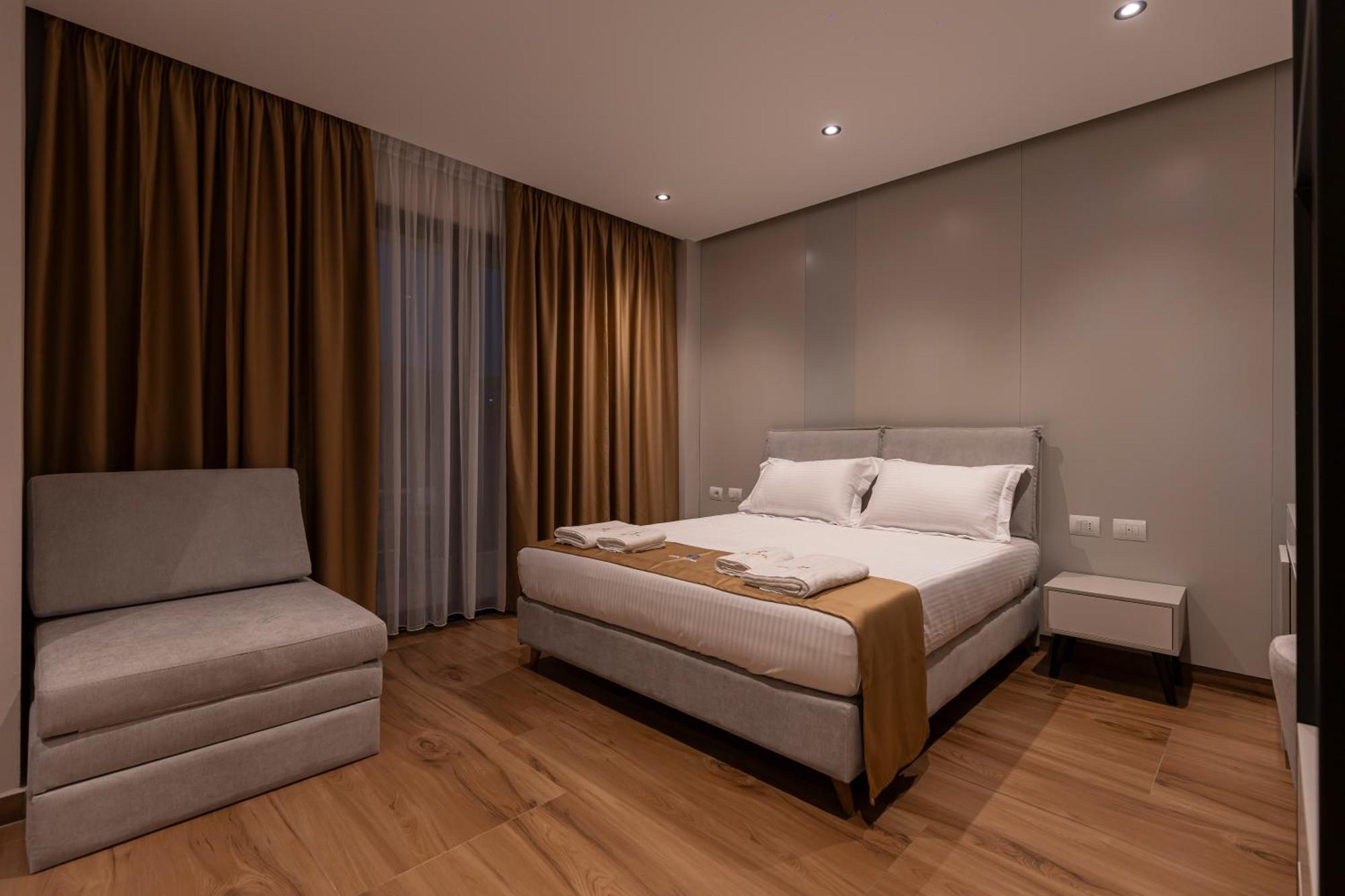 Diol Hotel Εξαμίλιο Εξωτερικό φωτογραφία